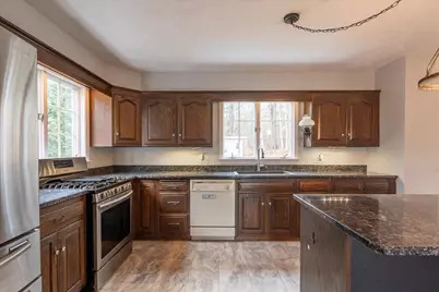 200 Mistic Avenue, Rockport, ME 04856 - Photo 12