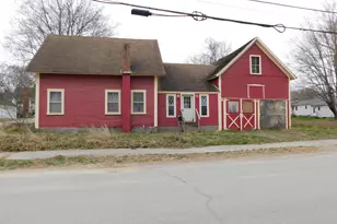 26 Water St, Newport, ME 04953 - Photo 1