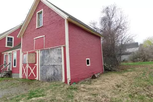 26 Water St, Newport, ME 04953 - Photo 2