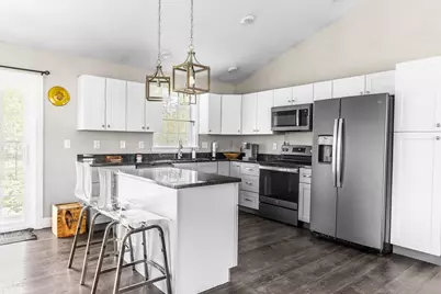 52 Lindsay Drive, Levant, ME 04456 - Photo 2