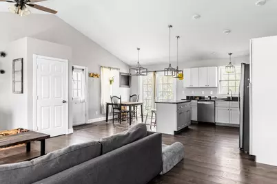 52 Lindsay Drive, Levant, ME 04456 - Photo 6