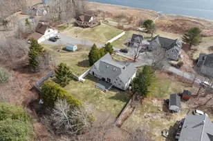10 Pleasant St, Winterport, ME 04496 - Photo 8