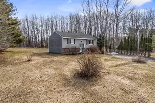 27 Oak Ridge Dr, Standish, ME 04084 - Photo 2