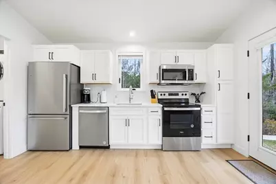 17 Canter Way #17, Scarborough, ME 04074 - Photo 4
