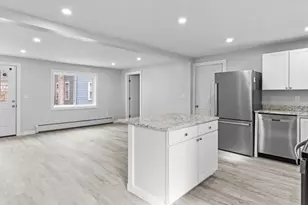 55 Cottage St, Bangor, ME 04401 - Photo 4