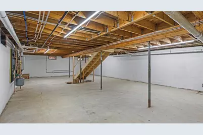 55 Cottage Street, Bangor, ME 04401 - Photo 20