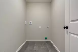 8 Sugar Bush Ln, Old Orchard Beach, ME 04064 - Photo 10