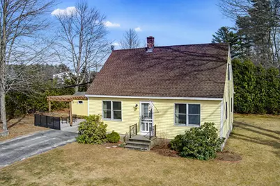 31 Hanson Drive, Topsham, ME 04086 - Photo 1