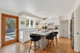 2 Beech Dr, Brunswick, ME 04011 - Photo 4