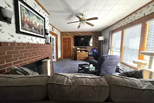 510 Penobscot St, Rumford, ME 04276 - Photo 4