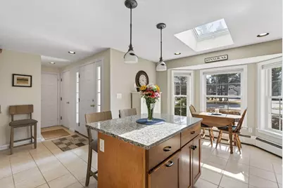 63 Shiretowne Common Drive #22, Kennebunk, ME 04043 - Photo 8