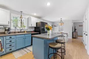 7 Poplar St, Old Orchard Beach, ME 04064 - Photo 4