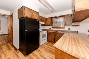 468 New Vineyard Rd, Farmington, ME 04938 - Photo 12