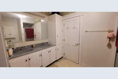 28 Maine Avenue, Millinocket, ME 04462 - Photo 22