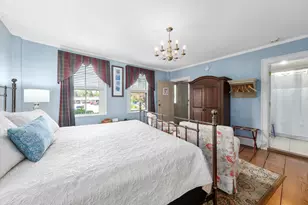 84 Elm St, Camden, ME 04843 - Photo 18