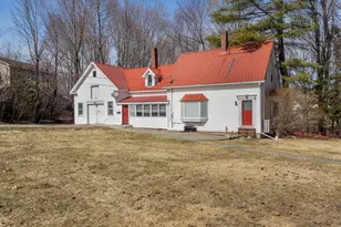 28 Fountain St, Gardiner, ME 04345 - Photo 2