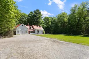 28 Fountain St, Gardiner, ME 04345 - Photo 4