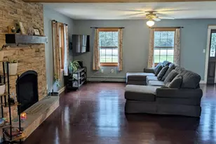 473 Maple St, North Berwick, ME 03906 - Photo 6