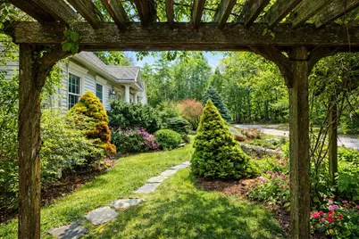 40 Mahlon Avenue, Gorham, ME 04038 - Photo 4