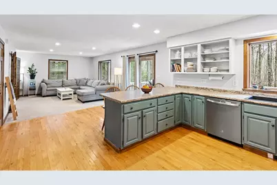 46 Wood Street, Fairfield, ME 04937 - Photo 8