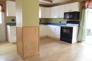 9 Norris St, Searsport, ME 04974 - Photo 10