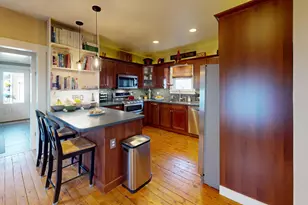 15 Wadsworth St, Thomaston, ME 04861 - Photo 12