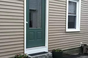 15 Wadsworth St, Thomaston, ME 04861 - Photo 2