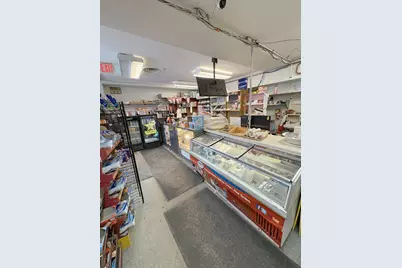 21 Chestnut Street #2, Portland, ME 04101 - Photo 2