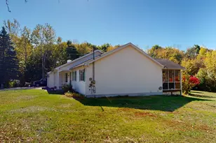 12 Hartford St, Lewiston, ME 04240 - Photo 68