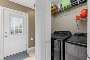 111 Concord Cir, Yarmouth, ME 04096 - Photo 14