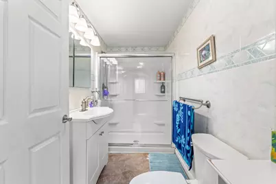 226 Somerset Avenue, Pittsfield, ME 04967 - Photo 16