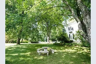 121 E Main Street, Searsport, ME 04974 - Photo 4