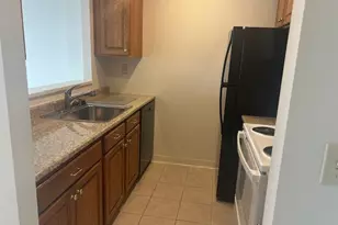 148 Breakwater Dr, South Portland, ME 04106 - Photo 4