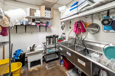 189 Main Street, Thomaston, ME 04861 - Photo 12