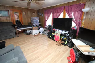 138 Lewiston St, Mechanic Falls, ME 04256 - Photo 8