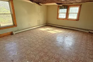 138 Lewiston St, Mechanic Falls, ME 04256 - Photo 12
