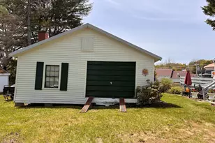 11 Church St, Winterport, ME 04496 - Photo 4
