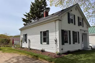 11 Church St, Winterport, ME 04496 - Photo 2