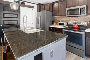 112 Raccoon Cove Rd, Lamoine, ME 04605 - Photo 18