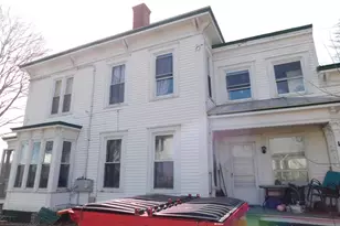 37 Elm St, Skowhegan, ME 04976 - Photo 10