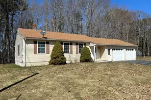 21 Kyle St, Brunswick, ME 04011 - Photo 2