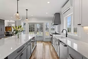 54 Royall Point Rd, Yarmouth, ME 04096 - Photo 12