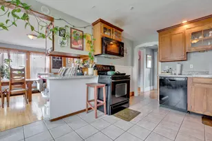 22 Bailey Ave, Portland, ME 04103 - Photo 4