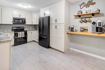 120 Brentwood Drive, Auburn, ME 04210 - Photo 10