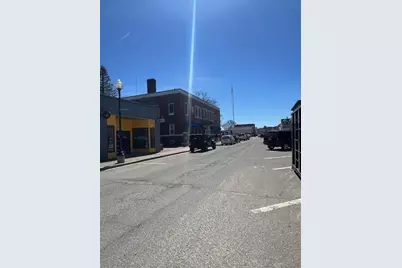 216 Penobscot Avenue, Millinocket, ME 04462 - Photo 16