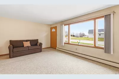 47 Stevens Street, Lewiston, ME 04240 - Photo 12