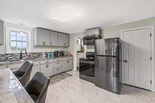 166 Warren Ave, Lewiston, ME 04240 - Photo 20