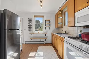 20 Providence Ave, Falmouth, ME 04105 - Photo 8