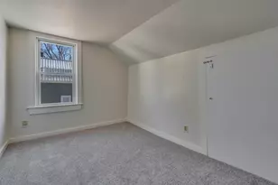 44 Towle St, Auburn, ME 04210 - Photo 16