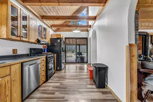 79 Auburn Rd, Peru, ME 04290 - Photo 20